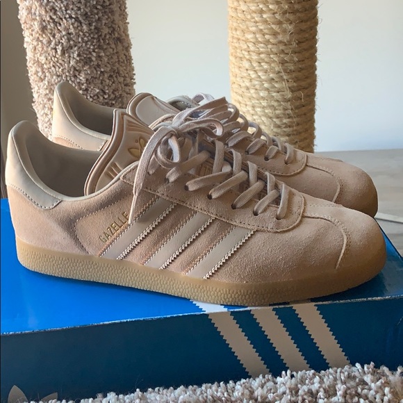 adidas gazelle tan